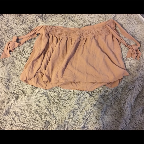 Off the shoulder flowy top with tie sleeves - Picture 2 of 3